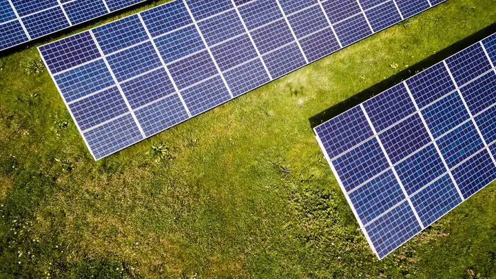 Détail de modules photovoltaïques — illustration